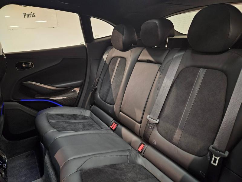 Image ASTON MARTIN DBX 4.0 V8 biturbo 707ch BVA9