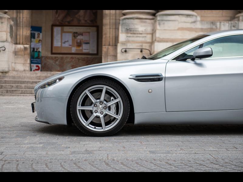 Image ASTON MARTIN V8 Vantage 4.3 Sequentielle